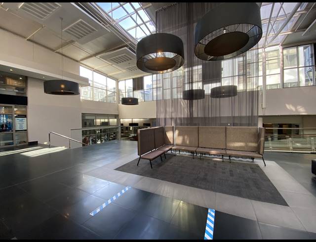 44M² OFFICE TO LET IN WOODSTOCK